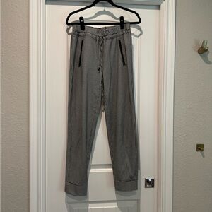 Karl Lagerfeld Men's Black and White Checkered Pants